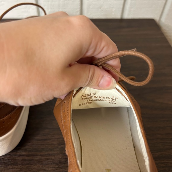 Cole Haan Zerogrand Meritt Wing Tip Oxfords, size 8. - Picture 9 of 10